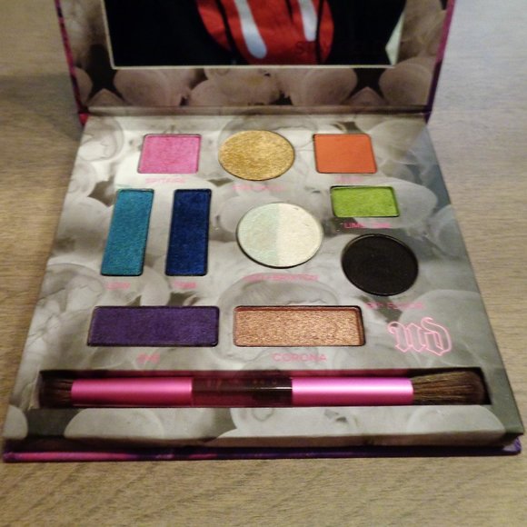 URBAN DEACAY KRISTEN LEANNE COLLECTION - Picture 4 of 16